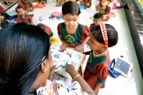 Dirty Wall Project gathered enough donation to build a school in a Bombay slum