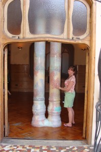 Alison in Casa Batllo