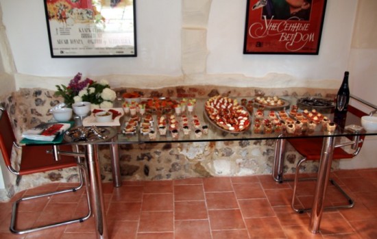 Wedding watcher food, truly royal