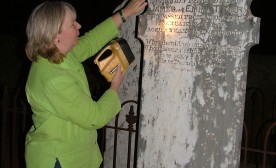 Burra Cemetery tour guide Barb Wallis at Albert Tiver headstone © Vincent Ross