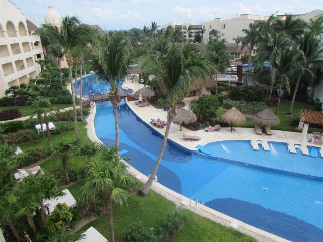 Meandering Pools