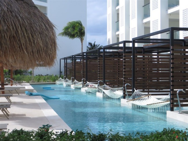 Swim-up suites at Finest