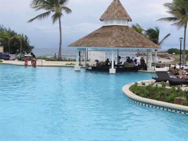 Pool, beach and swim-up bar